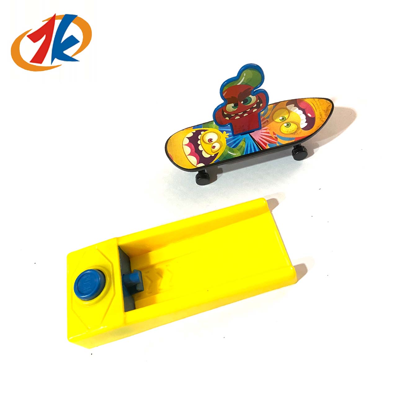 Promotional Kids Plastic Mini Skateboard Launcher Toy